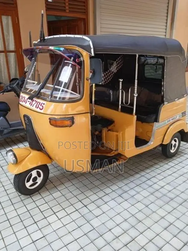 Bajaj RE 1994
