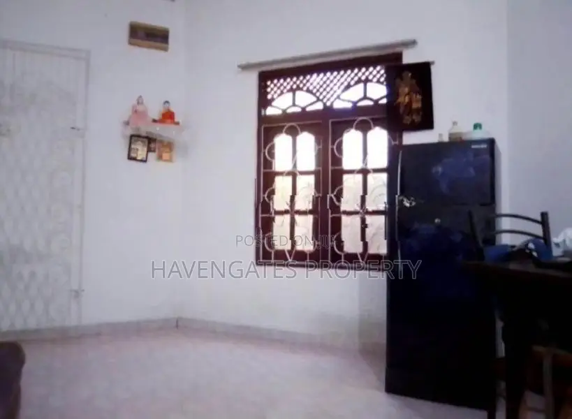 2 Storey House Sale Ganemulla - 10 Perches