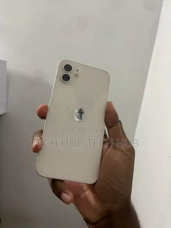Apple iPhone 12 64GB (Used)