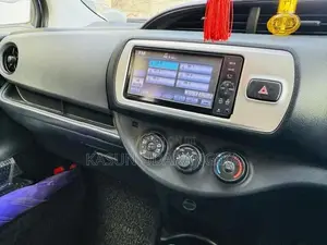 Toyota Vitz 2016