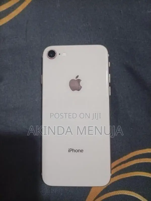 Apple iPhone 8 (Used)