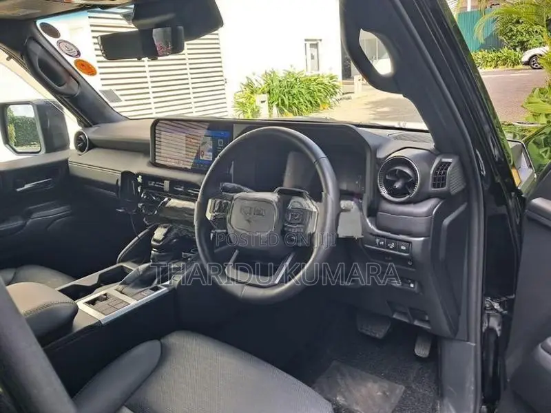 Toyota Land Cruiser Prado 250 2025
