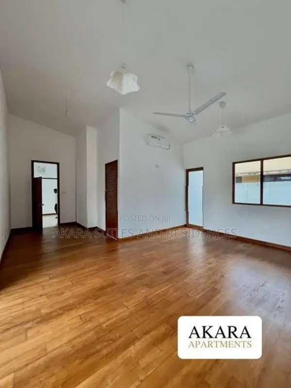 3,000 Sq.ft - Unfurnished House for Rent Col 7 HL47906