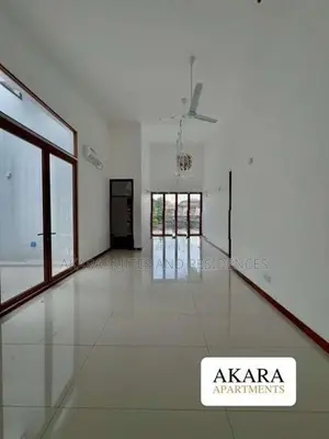3,000 Sq.ft - Unfurnished House for Rent Col 7 HL47906