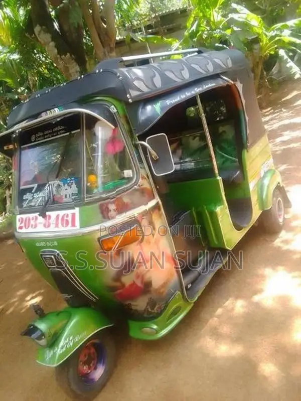 Bajaj RE 1999