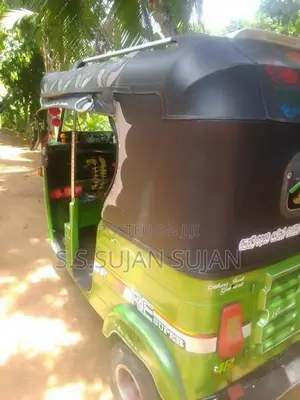 Bajaj RE 1999