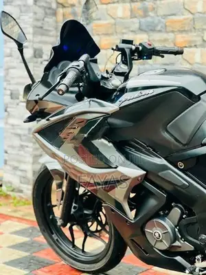 Bajaj Pulsar RS200 2019