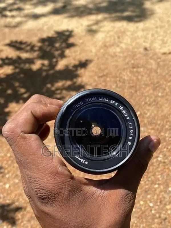 Canon EOS1200D