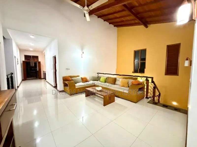 Luxury House for Sale on Hokandara Road