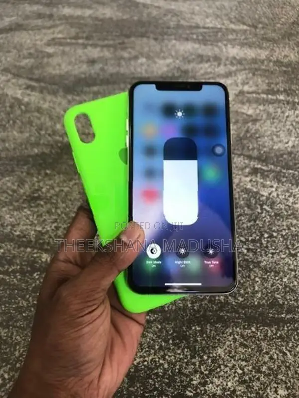 Apple iPhone XS Max (Used)