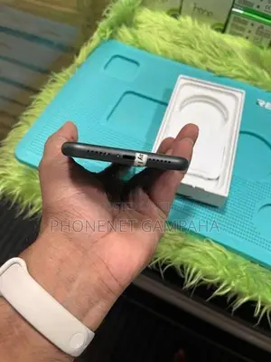 Apple iPhone 11 (Used)