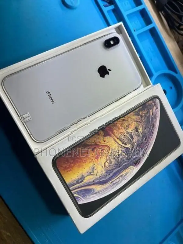 Apple iPhone XS Max (Used)