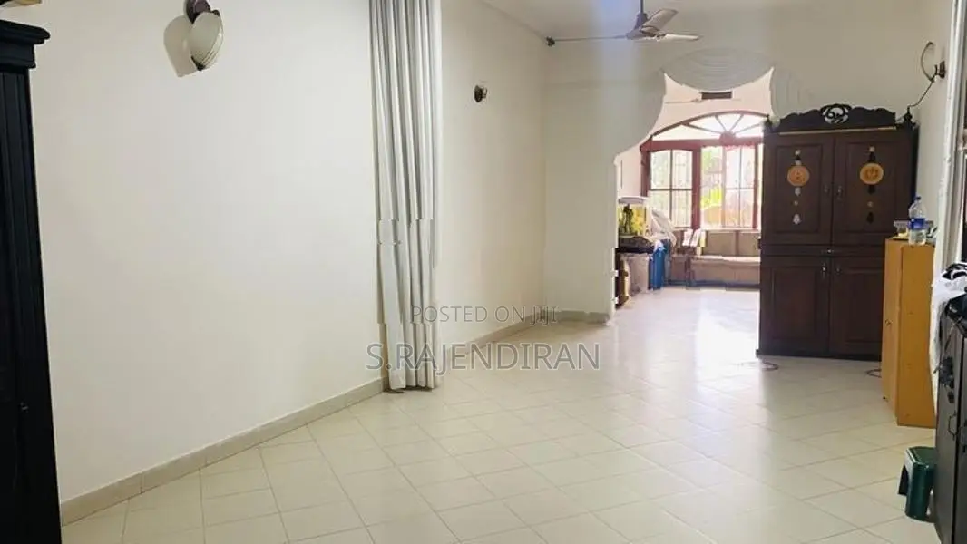 🏡 HOUSE FOR SALE IN WELLAWATTE ✨ 3 SEPARATE UNITS – INCOME PROPERTY