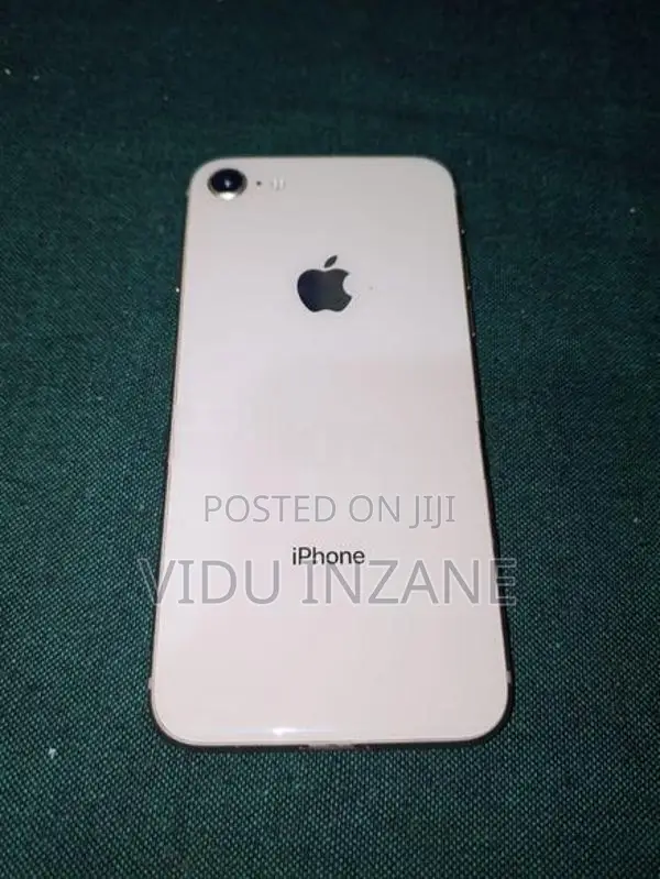Apple iPhone 8 (Used)