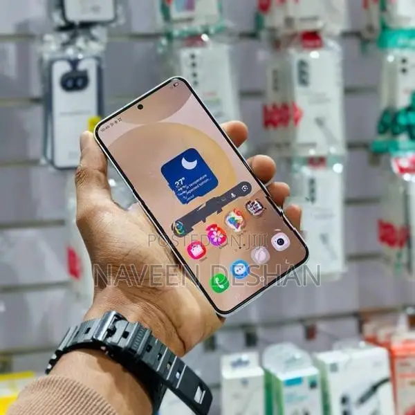 Samsung Galaxy S24 (Used)