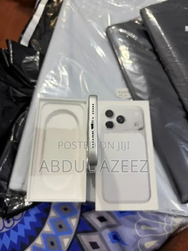 Apple iPhone 17 Pro 256GB (Used)