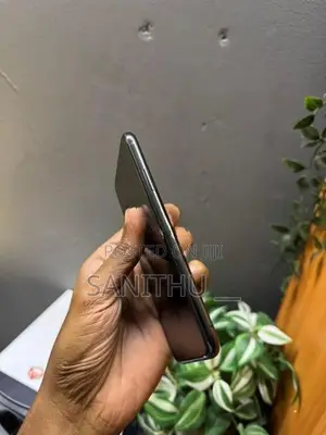 Apple iPhone XS (Used)
