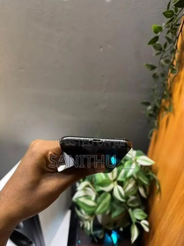 Apple iPhone XS (Used)