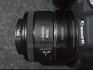 Canon Eos r7 Mirrorless Camera