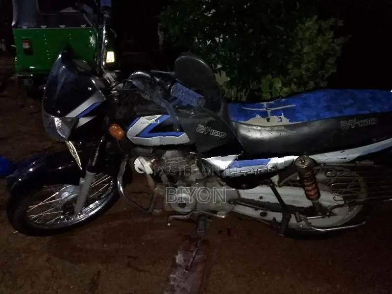 Bajaj CT100 2009