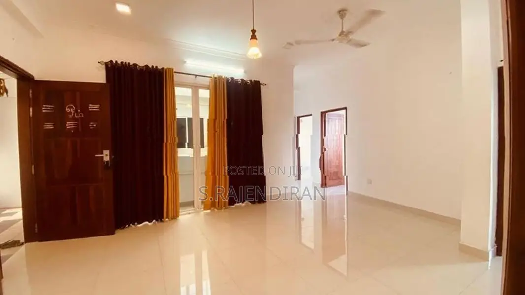 🏡 Apartment for Sale in Wellawatta Landsite 🌟