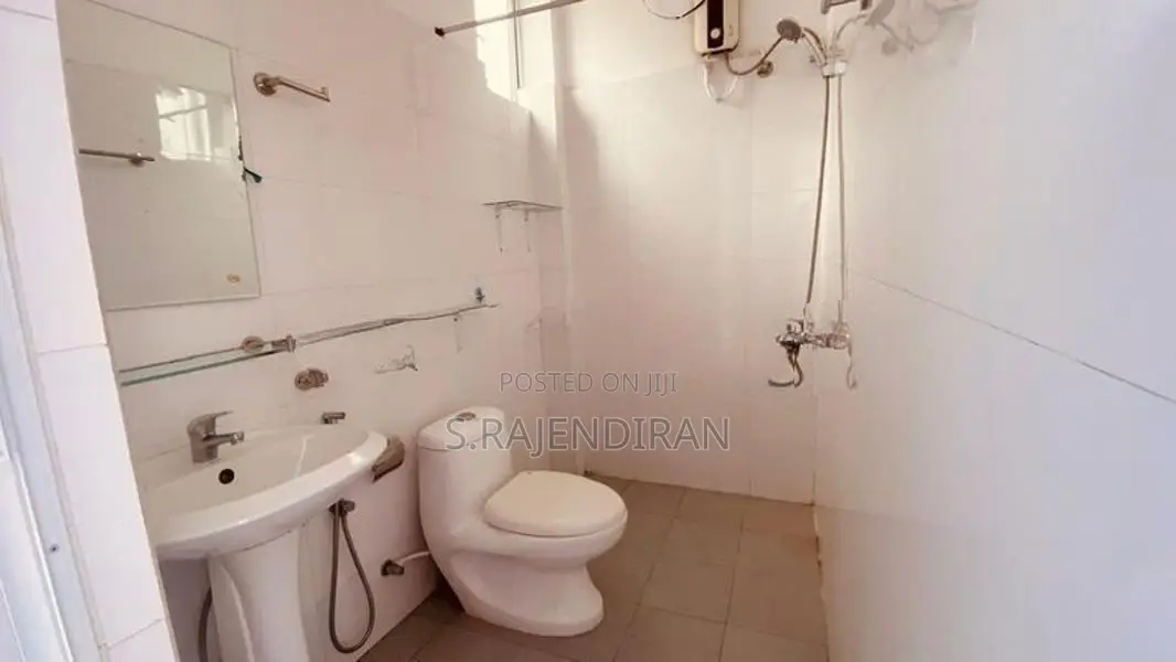 🏡 Apartment for Sale in Wellawatta Landsite 🌟