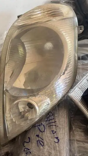 Toyota Corolla 121 R/H Headlight