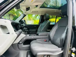 Land Rover Defender Dynamic Fully loaded 2023