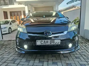 Toyota Prius S Touring 2014