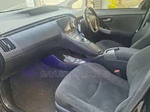 Toyota Prius S Touring 2014