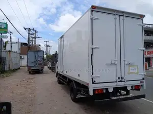 16.5 Feet Isuzu Aluminium Lorry Body