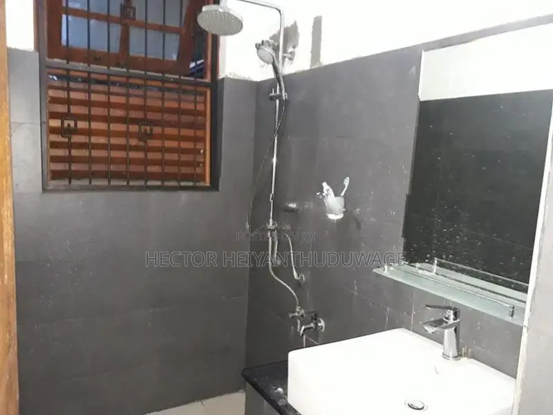 Two Storey House for Rent Siyambalape