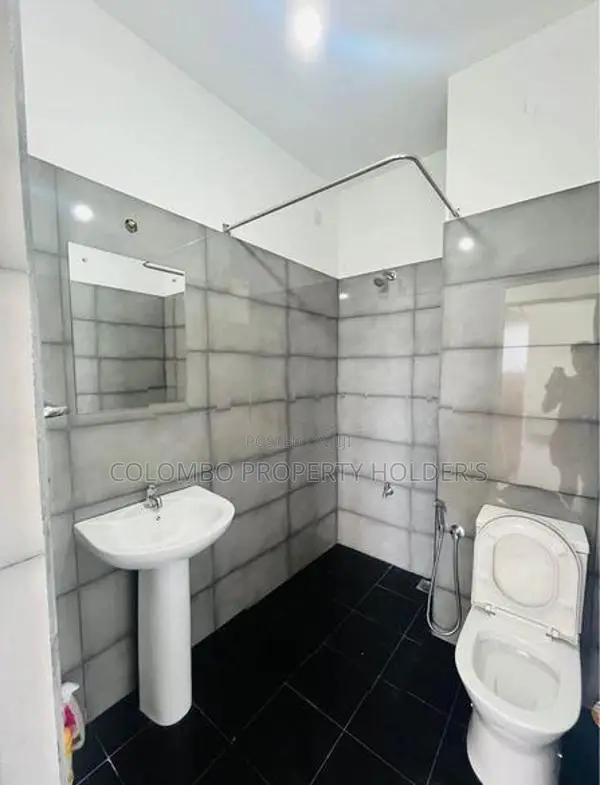 Apartment For Rent In Colombo 8
