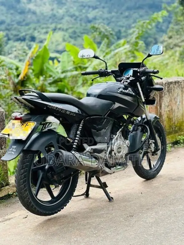 Bajaj Pulsar 150 2016