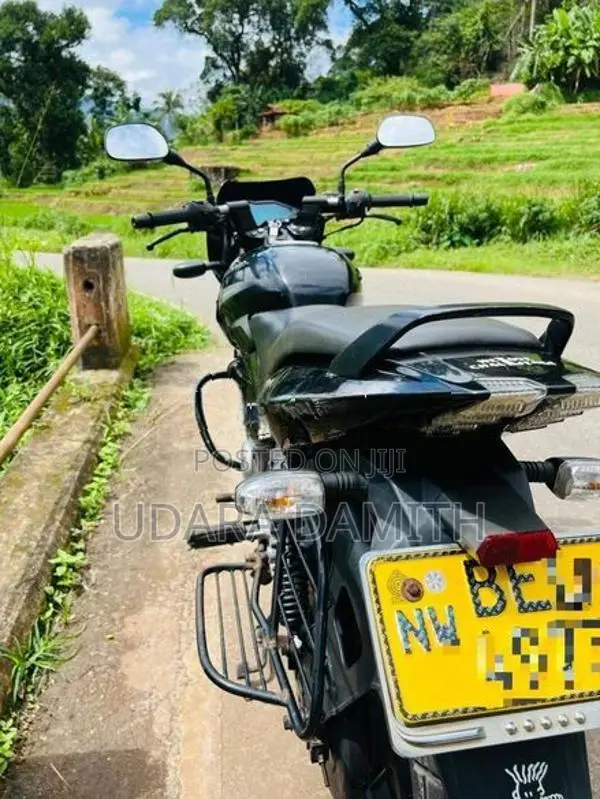 Bajaj Pulsar 150 2016