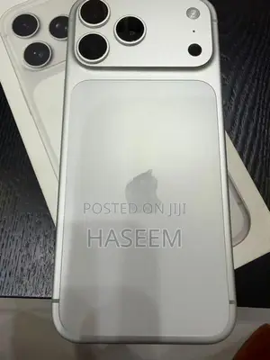 Apple iPhone 17 Pro Max (Used)
