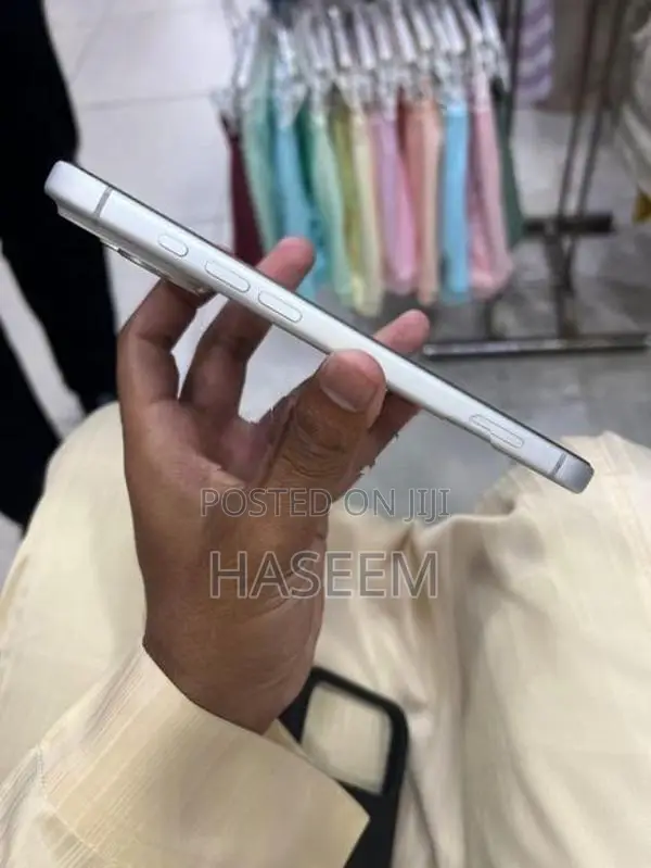 Apple iPhone 17 Pro Max (Used)