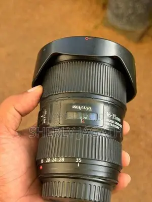 Canon 16-35mm Wide Lense