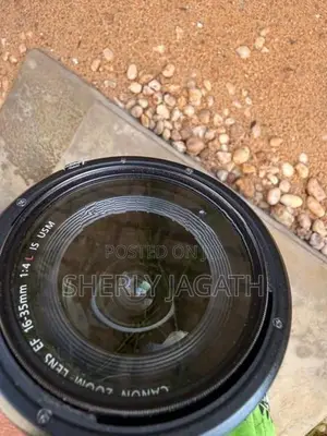 Canon 16-35mm Wide Lense