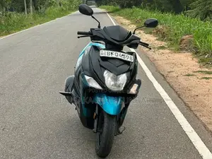 Yamaha RayZR 2017