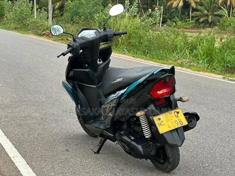 Yamaha RayZR 2017