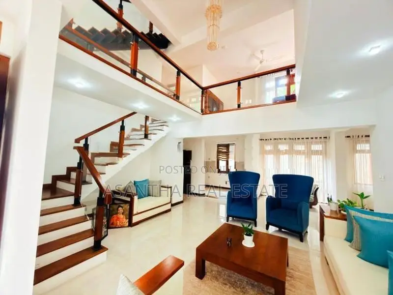 (AFA620) 03 Story Luxury house With 08 P sale At Lake Road Pelawatha