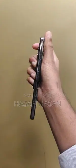 Vivo Y29 (Used)