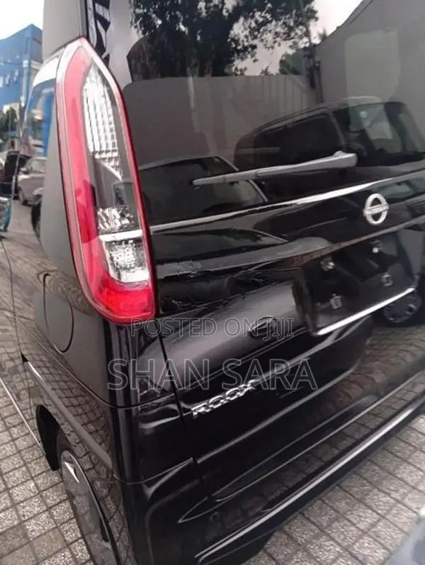Nissan Roox X 2024