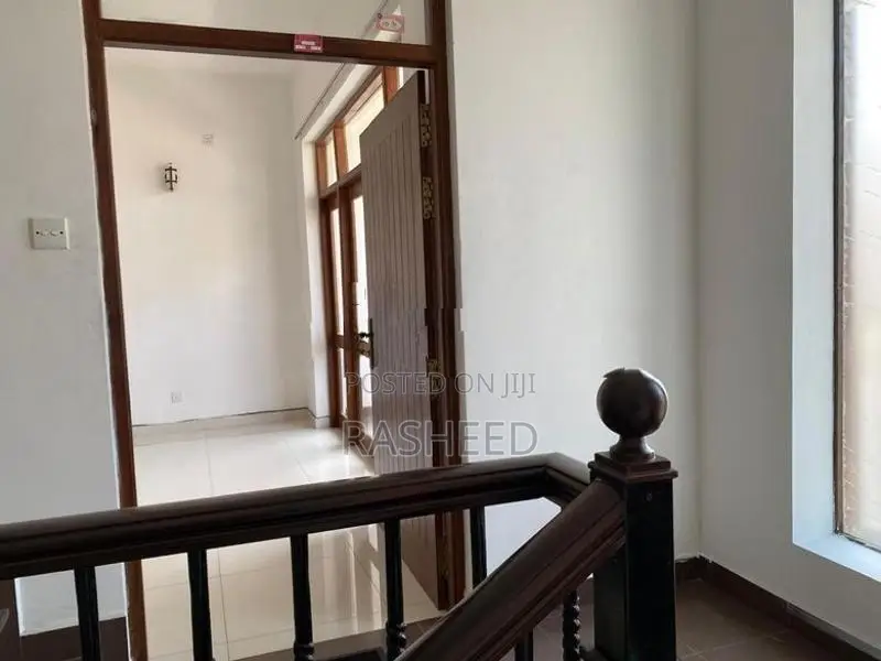4bedroom 1st Floor House For Rent In Dehiwala