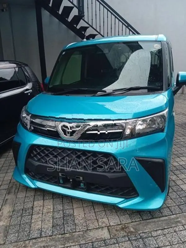 Toyota Roomy X 2023