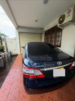 Toyota Premio 2010