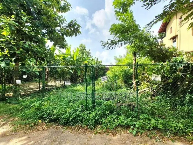 9.9 Perches Highly Residential Bare Land for Sale Battaramulla