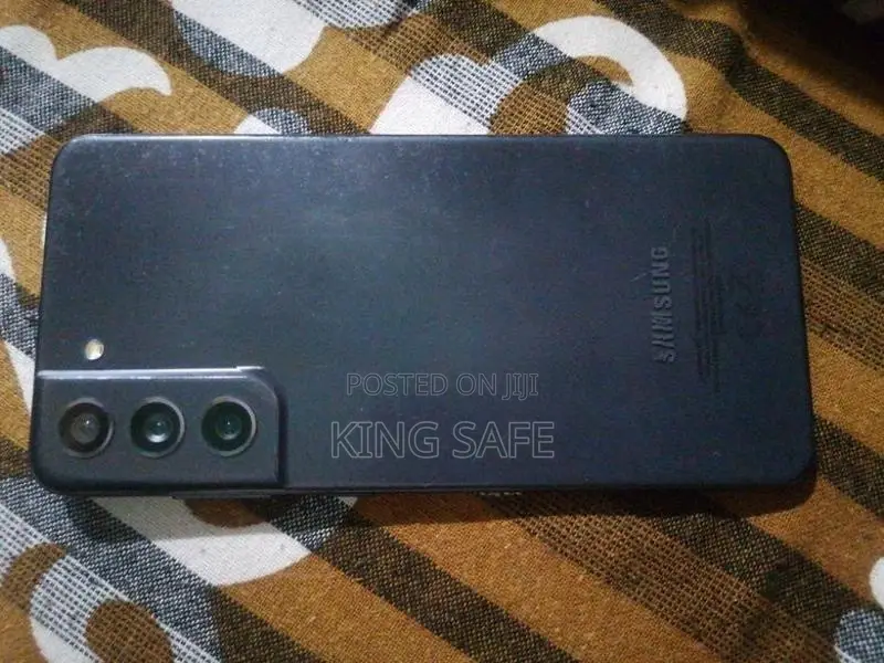 Samsung Galaxy S21 FE (Used)