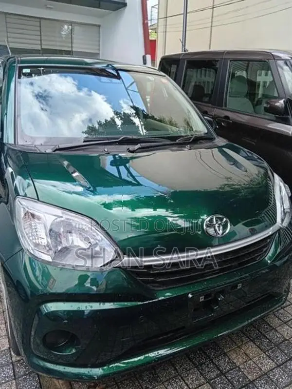 Toyota Passo X 2023
